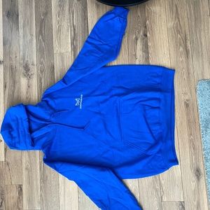 Unisex crew neck and sweater